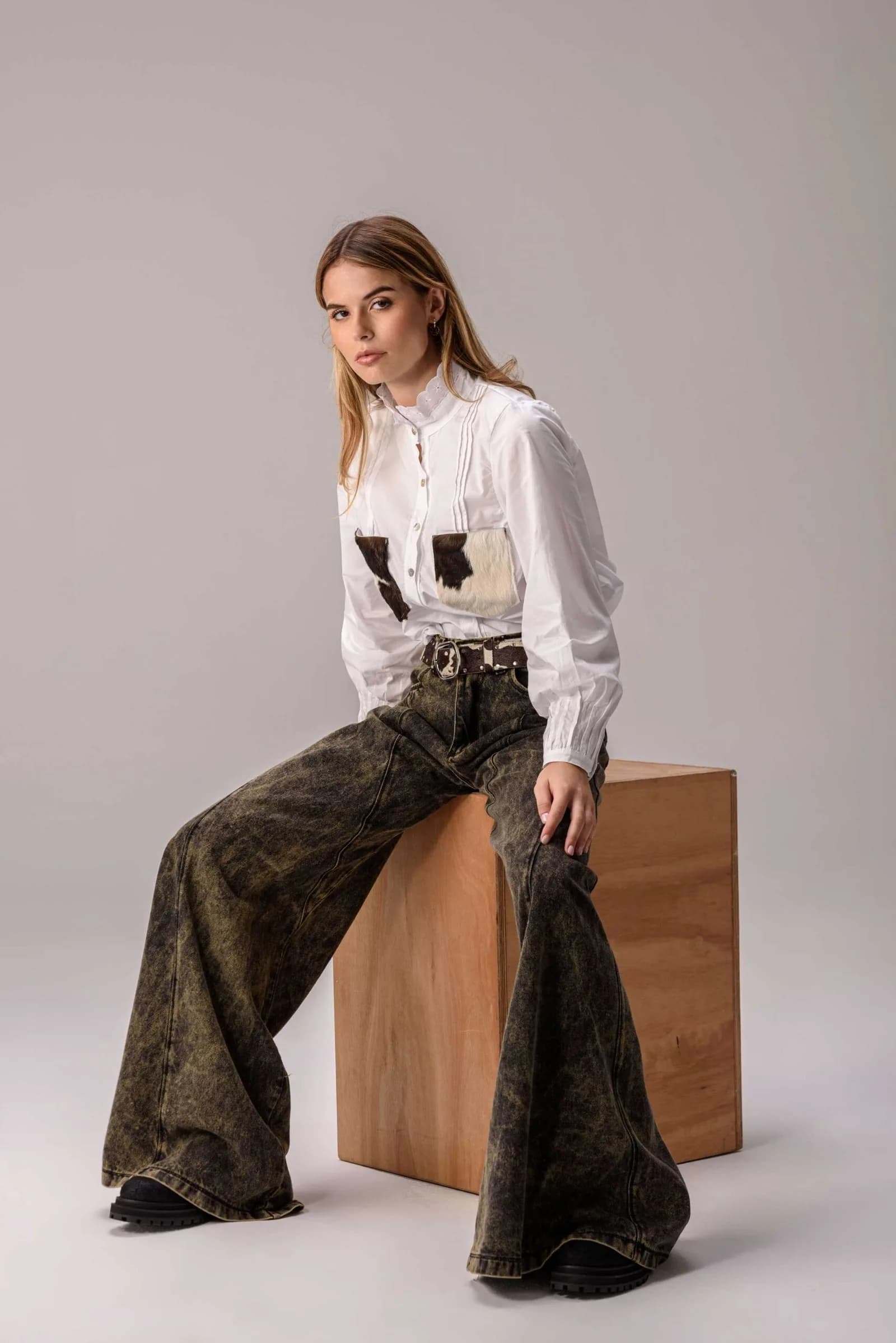 Jean Wide Leg Mediterráneo — Pantalones Bordo · BONA