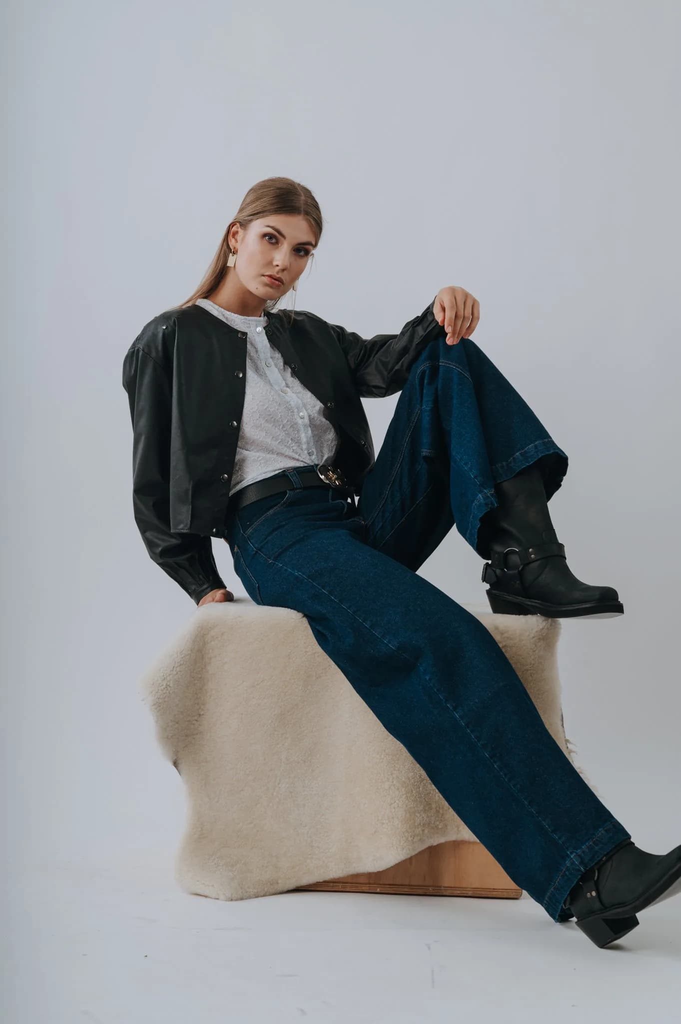 Jean Wide Leg Raiz — Pantalones · BONA