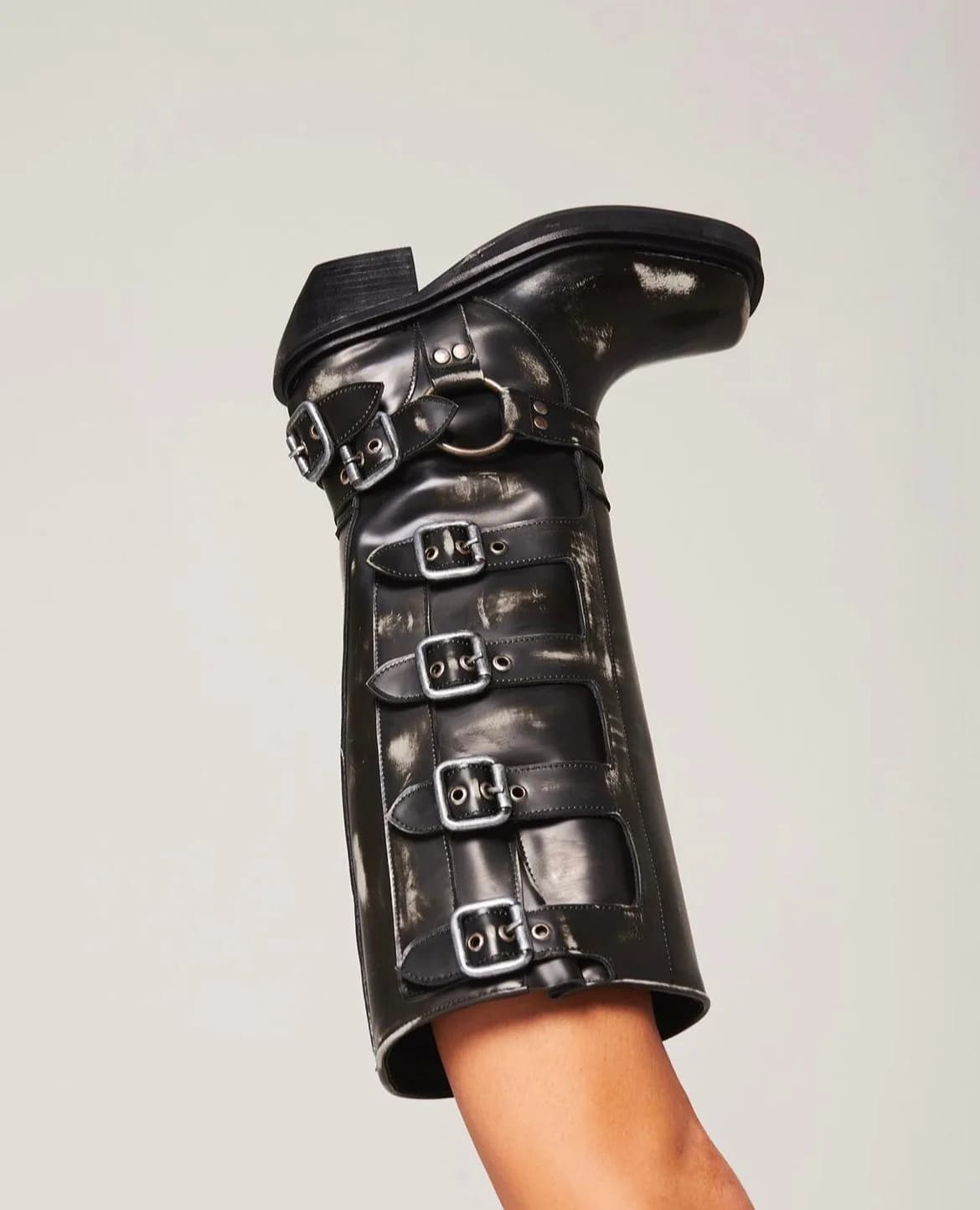 Botas Eshe x Gianni Negro gastado