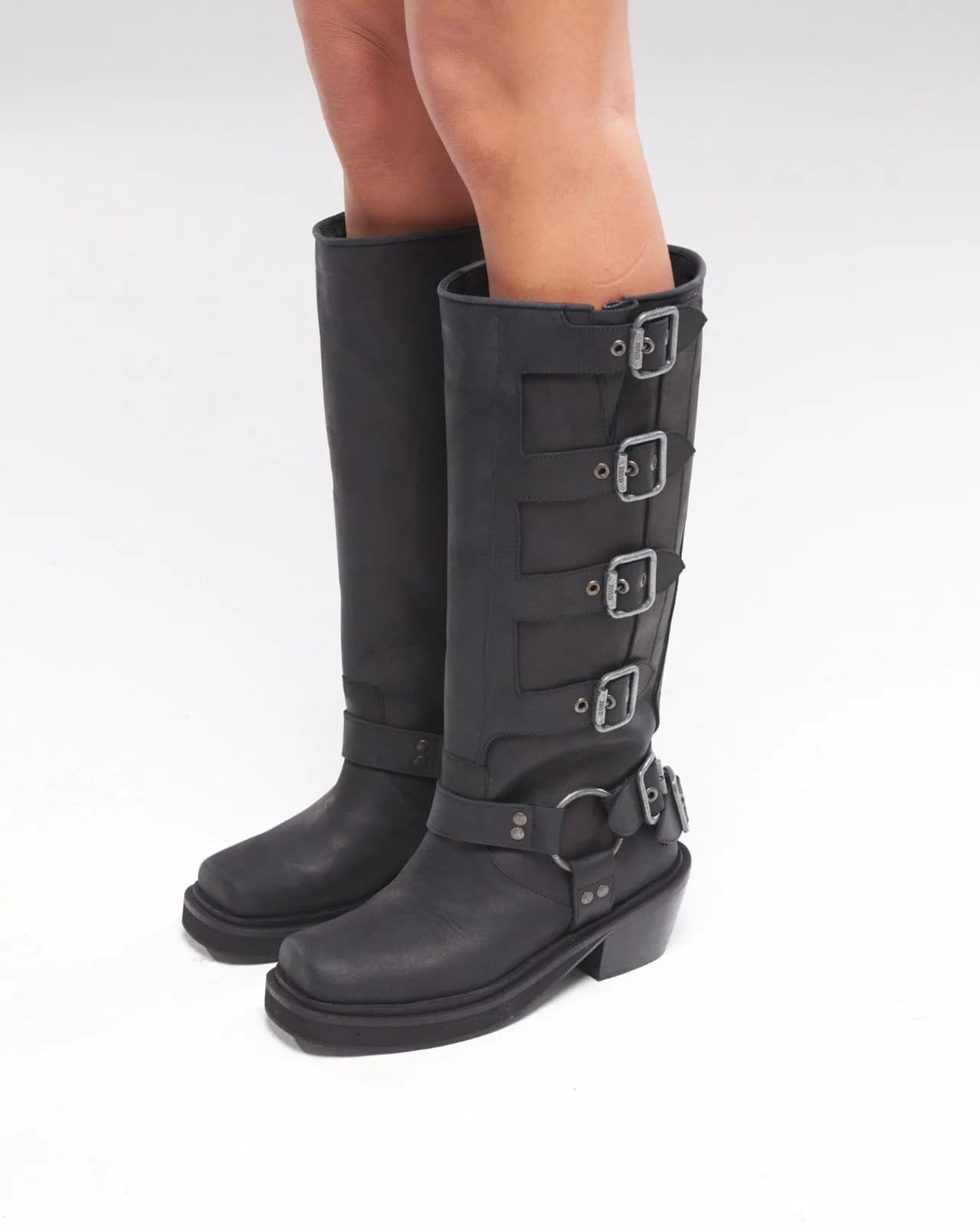 Botas Eshe x Gianni Negro